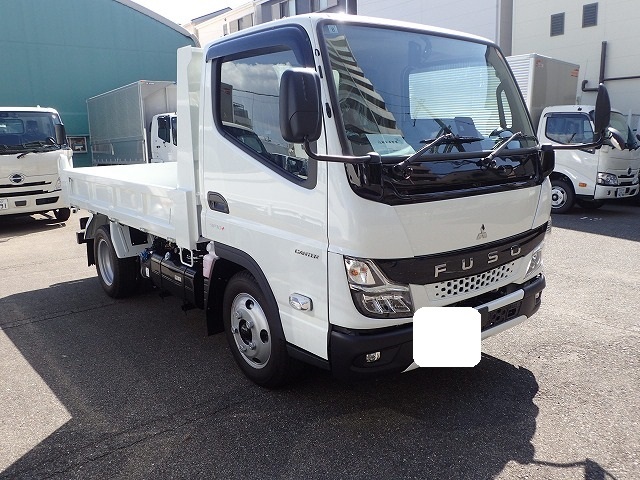 Mitsubishi CANTER 2024