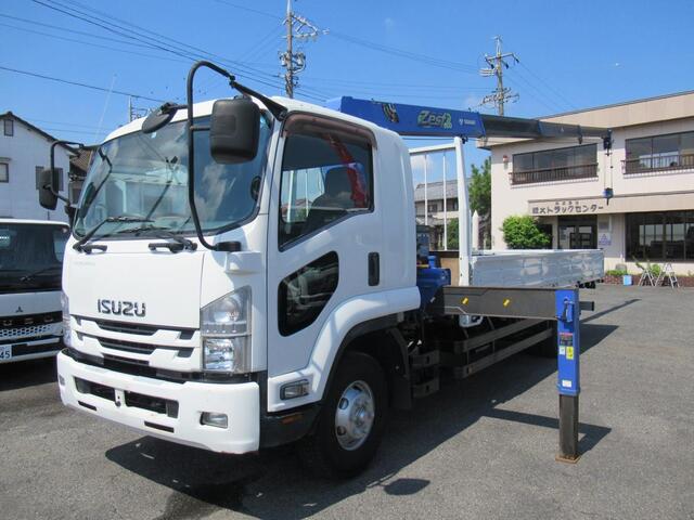 Isuzu FORWARD 2015