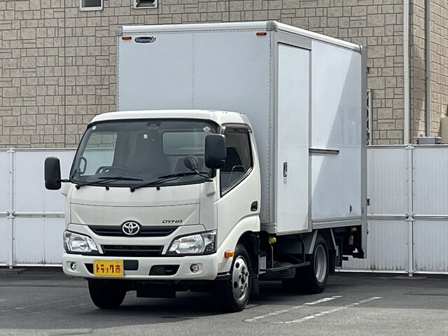 Toyota DYNA 2017