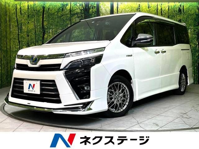 TOYOTA VOXY HYBRID 2018