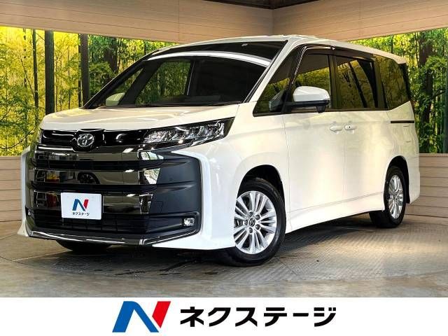 TOYOTA NOAH 2022