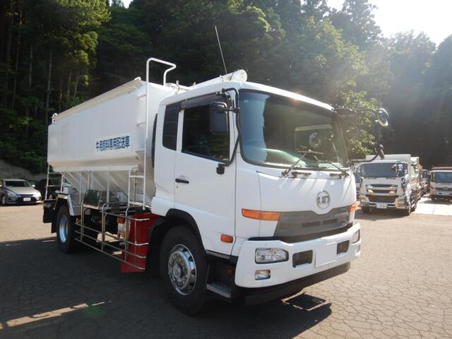 UD Trucks CONDOR 2012