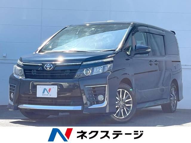 TOYOTA VOXY 2015