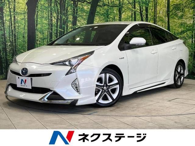 TOYOTA PRIUS 2016