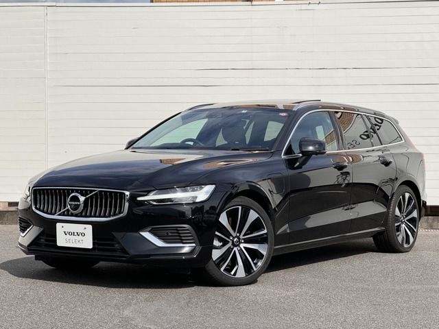 VOLVO V60 2021