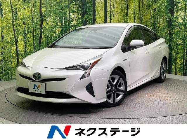 TOYOTA PRIUS 2016