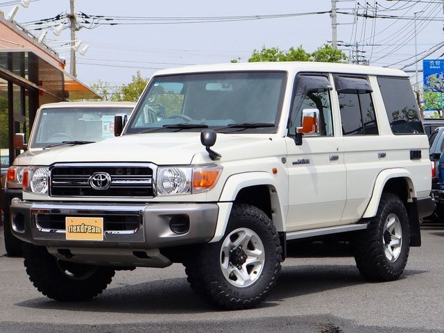 TOYOTA LANDCRUISER van 2014