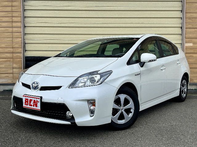 TOYOTA PRIUS 2015