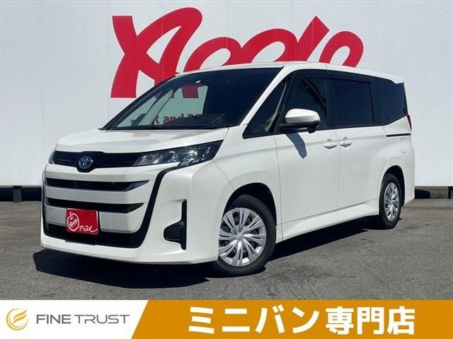 TOYOTA NOAH HYBRID 2023