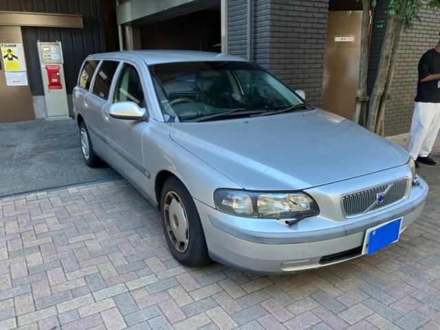 VOLVO V70 2002