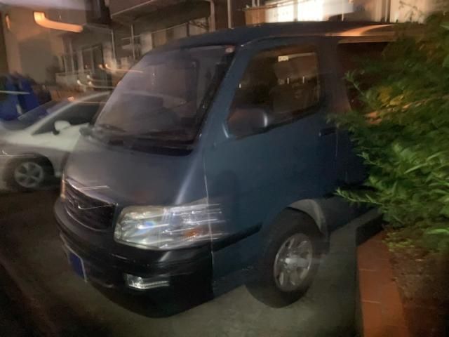 TOYOTA HIACE wagon 4WD 2000