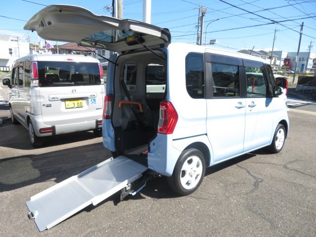 DAIHATSU TANTO 2018