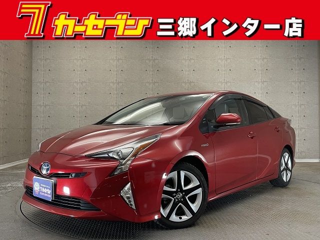 TOYOTA PRIUS 2017