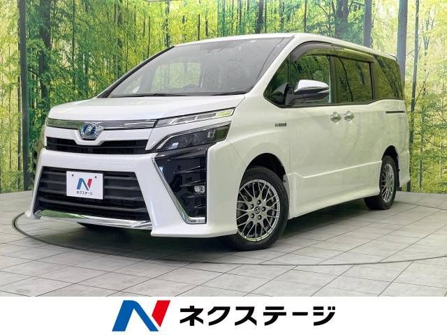 TOYOTA VOXY HYBRID 2018