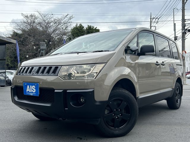 MITSUBISHI DELICA D:5 4WD 2010