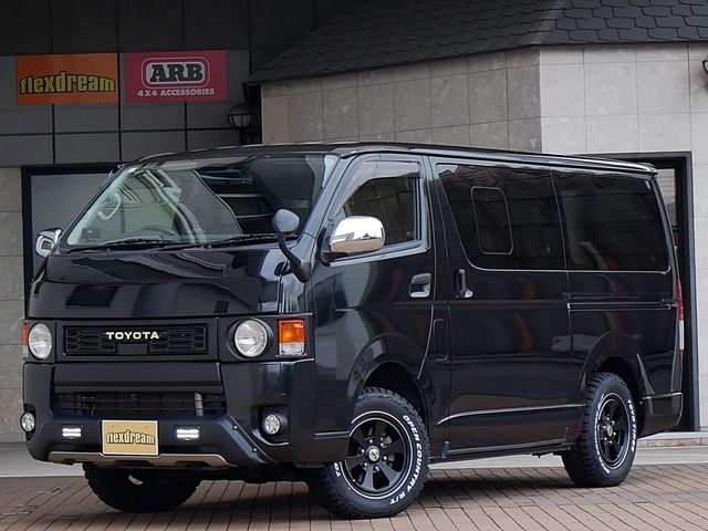 TOYOTA HIACE van 4WD 2019