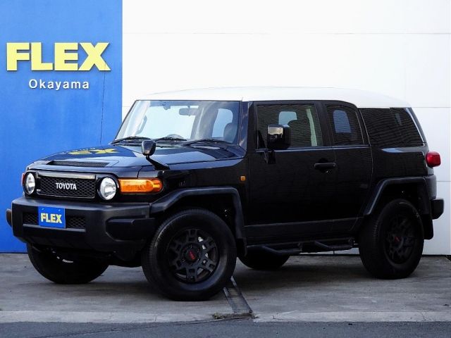 TOYOTA FJ CRUISER 4WD 2011