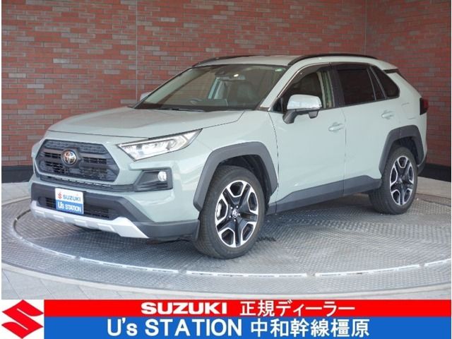 TOYOTA RAV4 4WD 2020