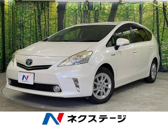 TOYOTA PRIUS ALPHA 2013