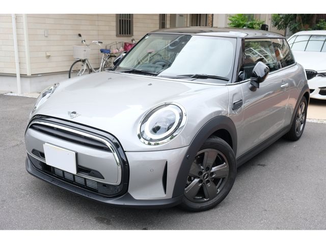 BMW MINI COOPER D 2024