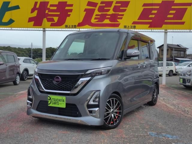 NISSAN ROOX 2020