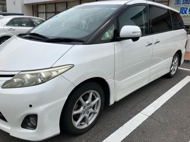 TOYOTA ESTIMA 2010