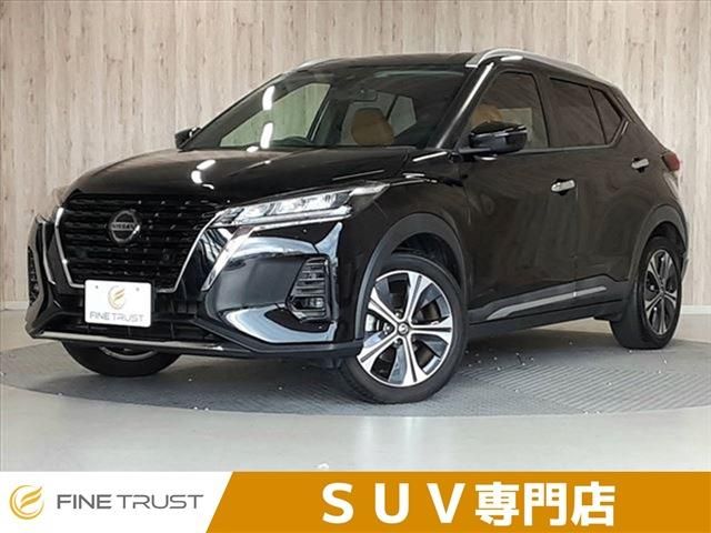 NISSAN KICKS 2022