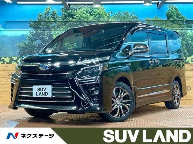 TOYOTA VOXY HYBRID 2018