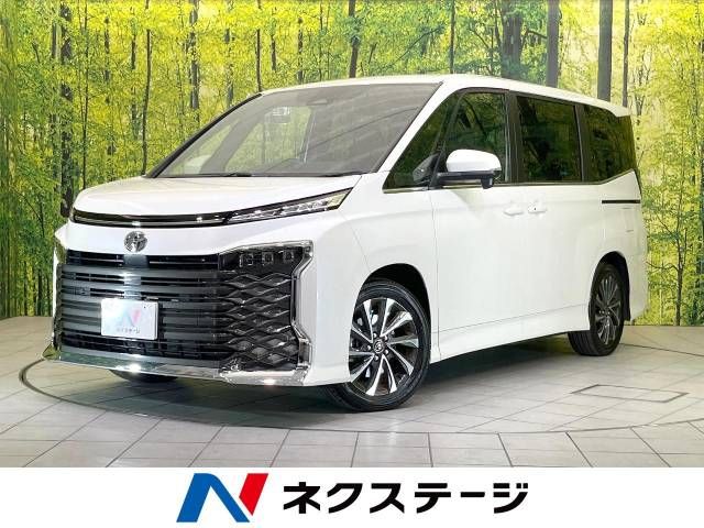 TOYOTA VOXY 2024