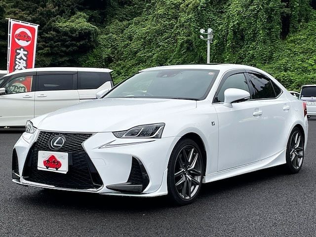 TOYOTA LEXUS IS350 2017