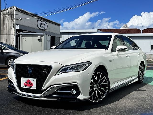 TOYOTA CROWN sedan hybrid 2019