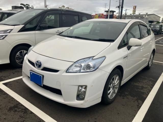 TOYOTA PRIUS 2010