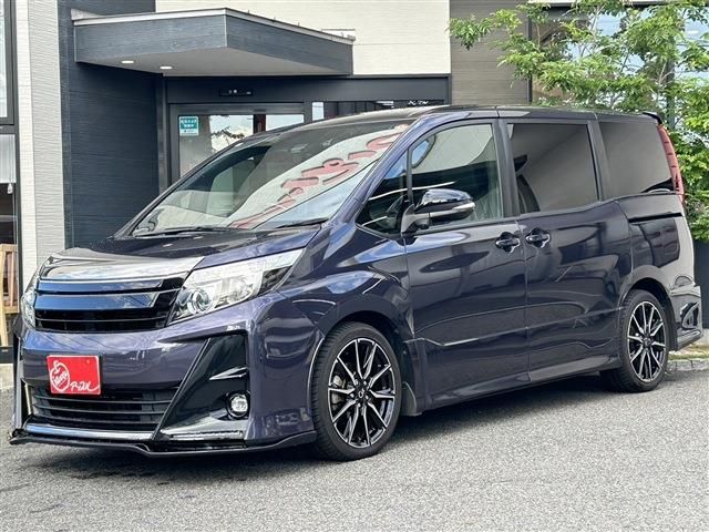 TOYOTA NOAH 2016