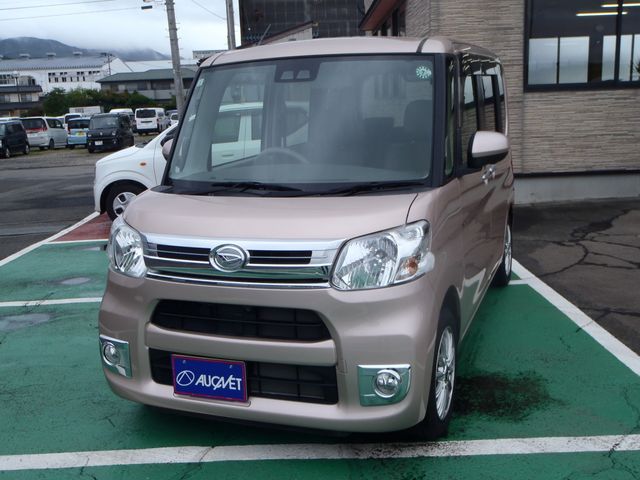 DAIHATSU TANTO 2018