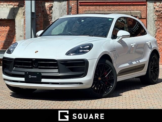 PORSCHE Macan 2023