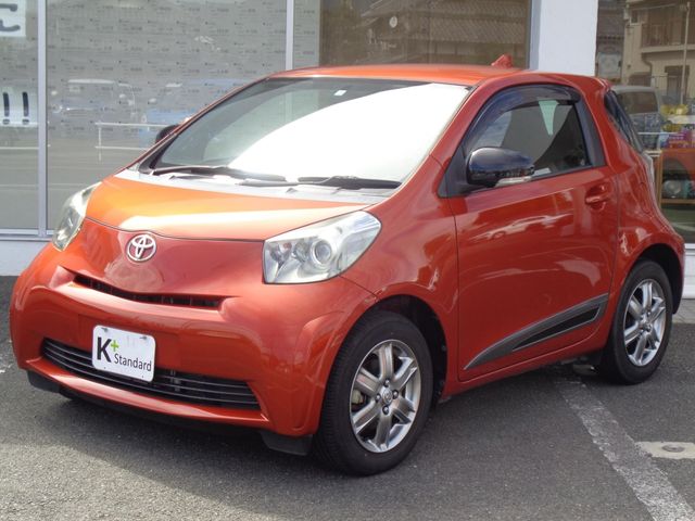 TOYOTA iQ 2012