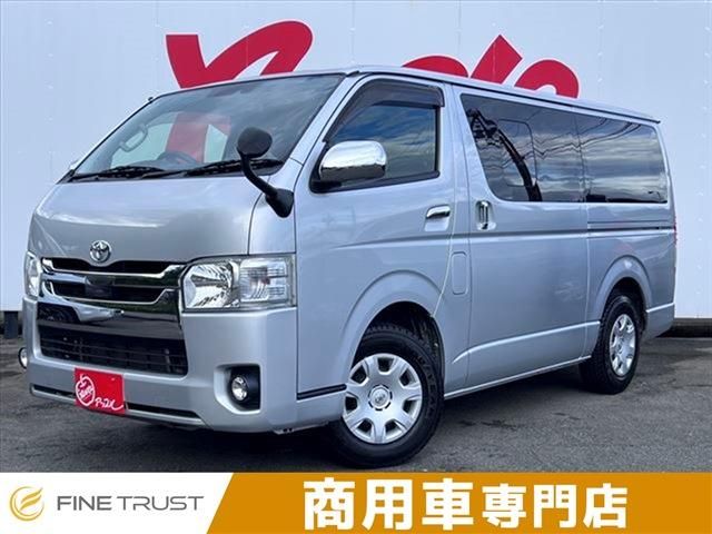 TOYOTA HIACE van 2WD 2019