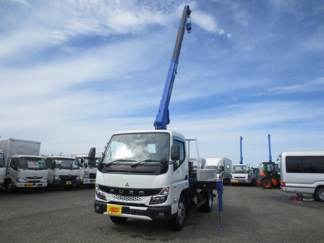 Mitsubishi CANTER 2021