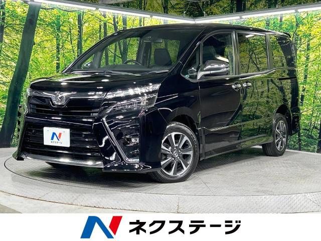 TOYOTA VOXY 4WD 2019