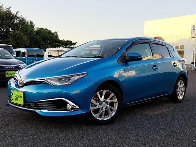 TOYOTA AURIS HYBRID 2016