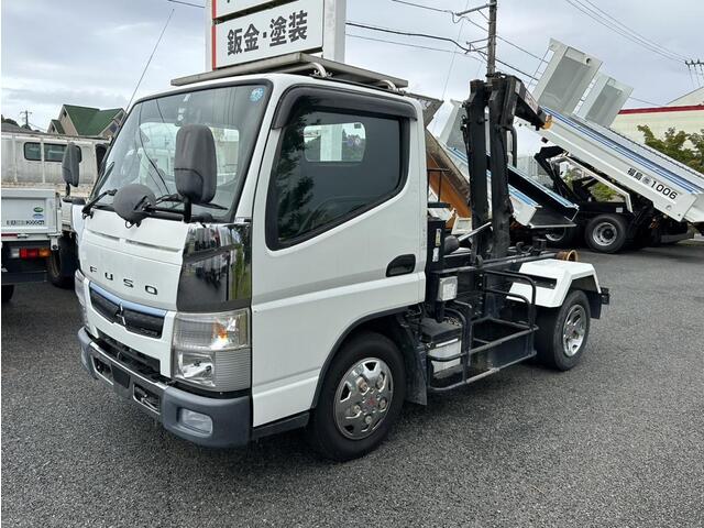 Mitsubishi CANTER 2019