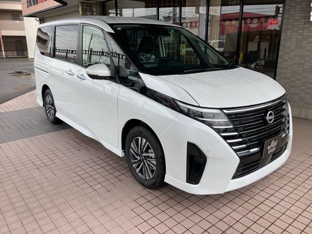 NISSAN SERENA  WG 2024