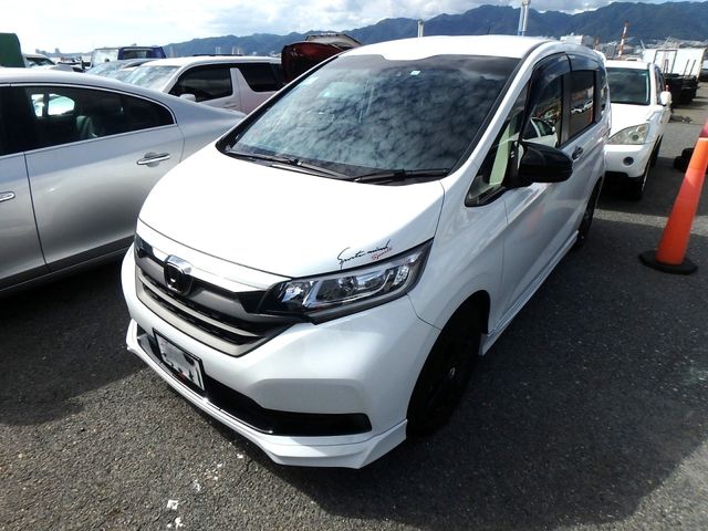 HONDA FREED 2023