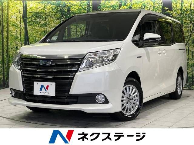 TOYOTA NOAH HYBRID 2015