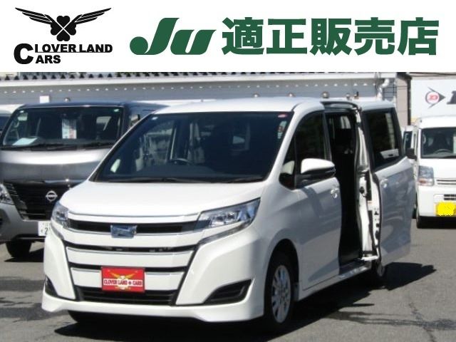 TOYOTA NOAH HYBRID 2021