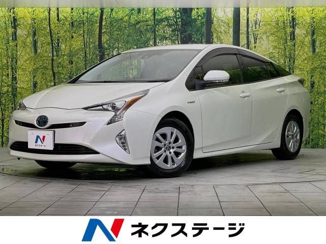 TOYOTA PRIUS 2018