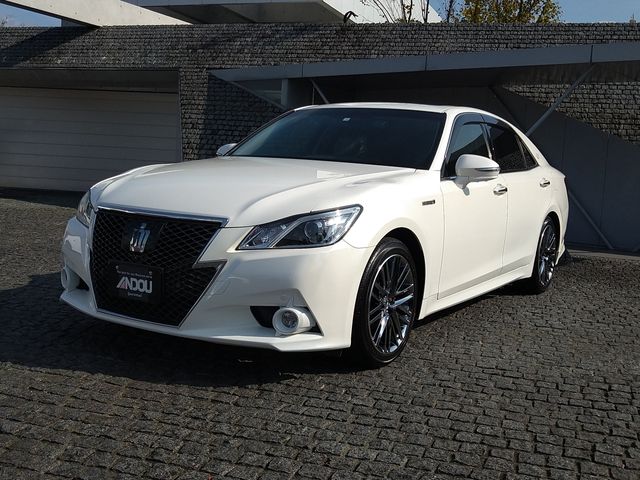 TOYOTA CROWN sedan hybrid 2014