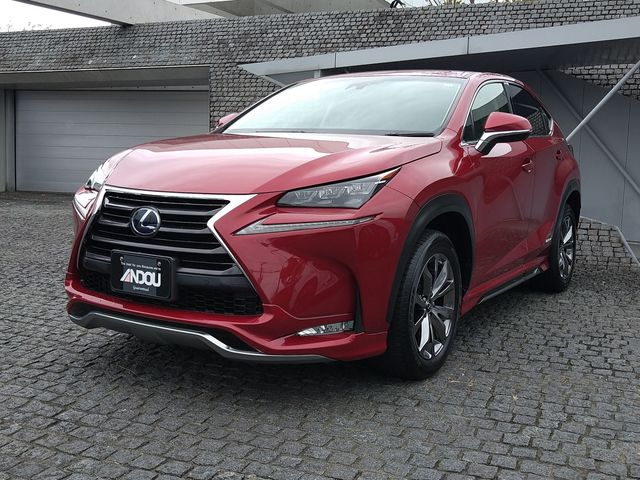 TOYOTA LEXUS NX300h 2016