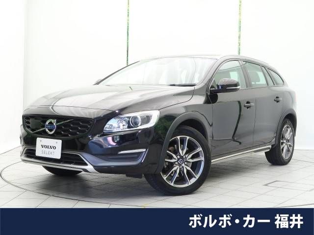 VOLVO V60 CROSS COUNTRY 2015