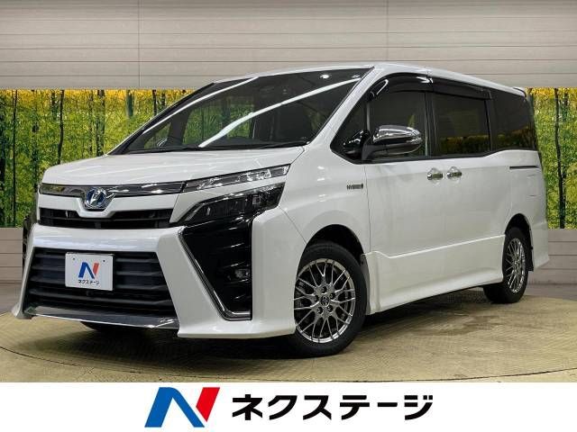 TOYOTA VOXY HYBRID 2018